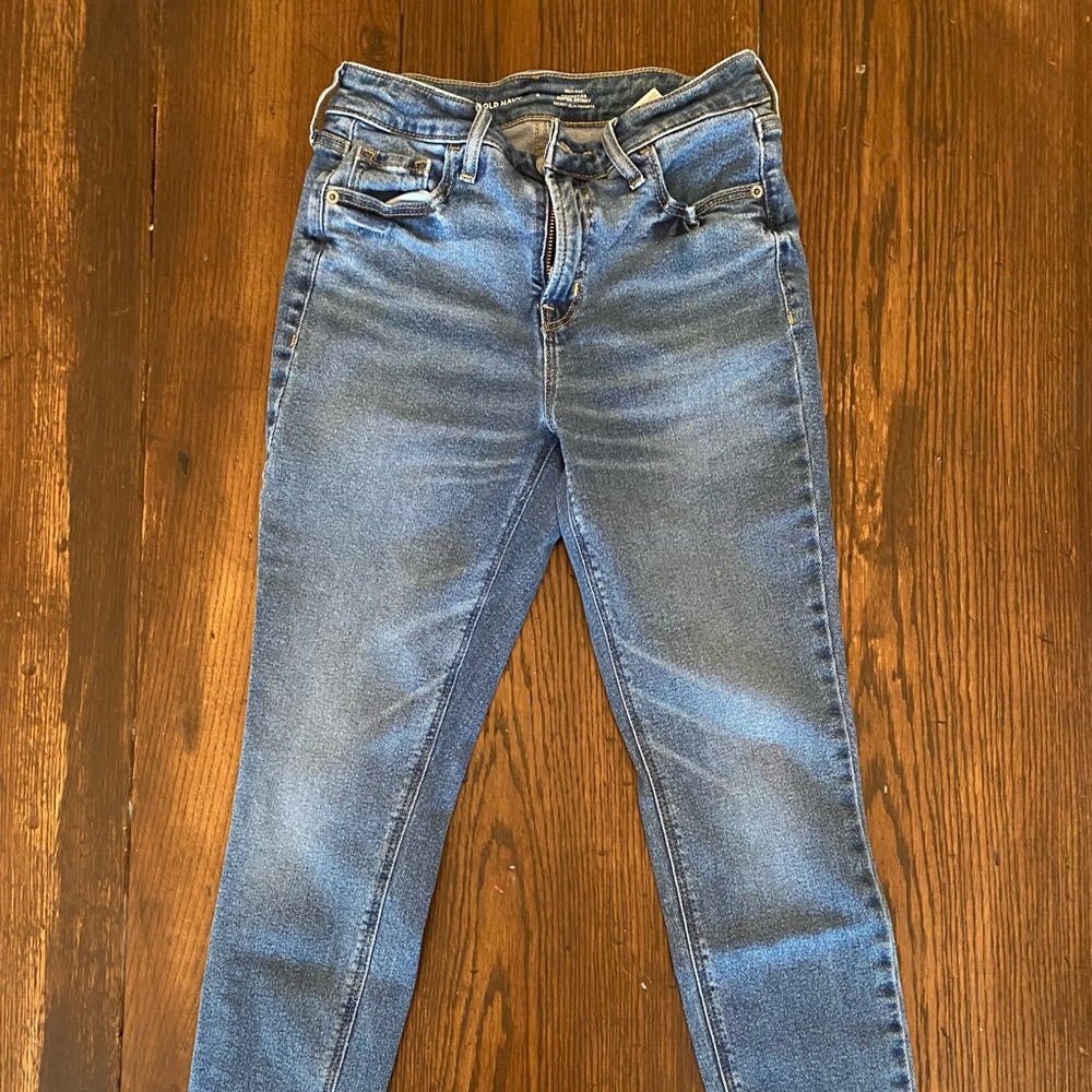 Old Navy Rockstar jeans size 2